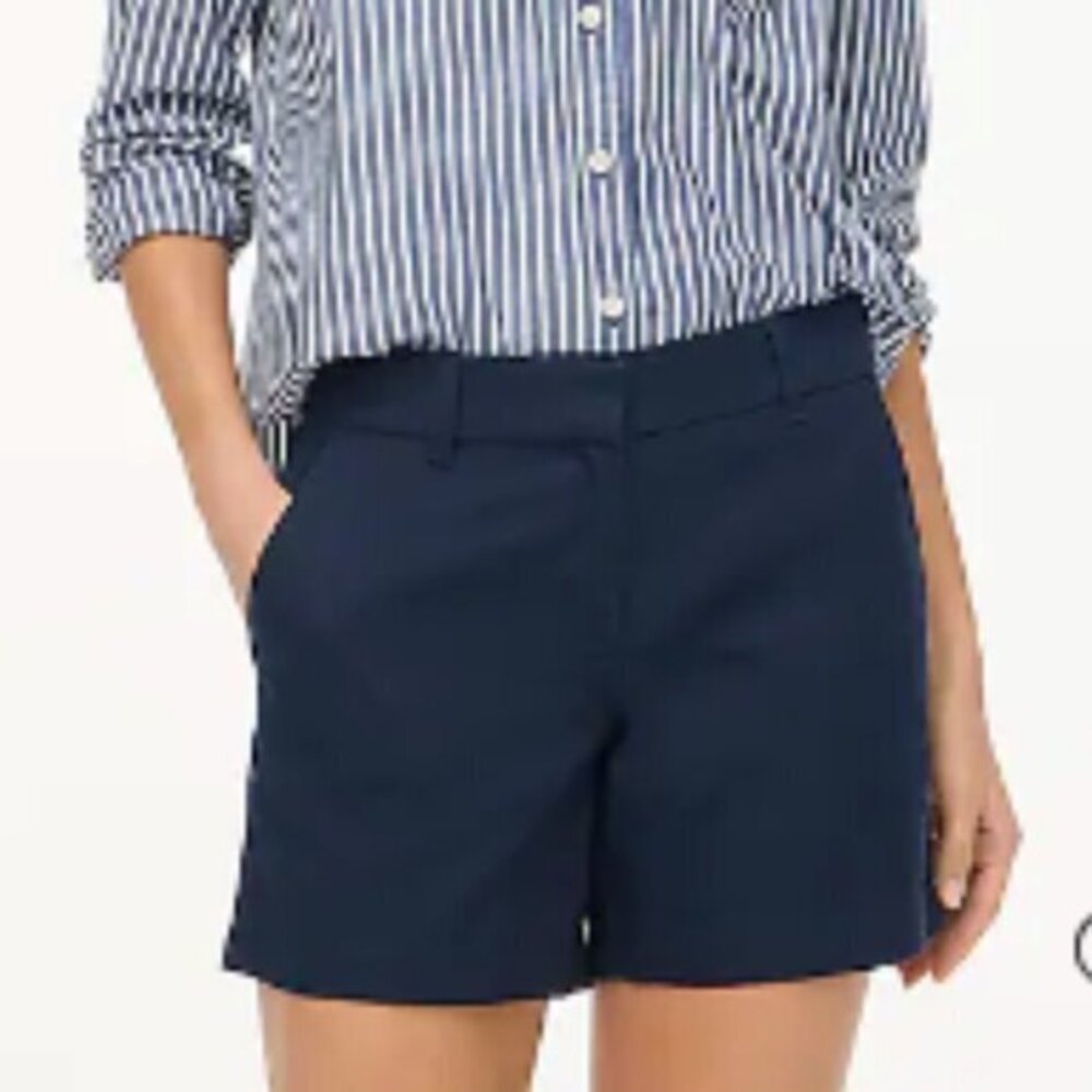 5" classic chino short